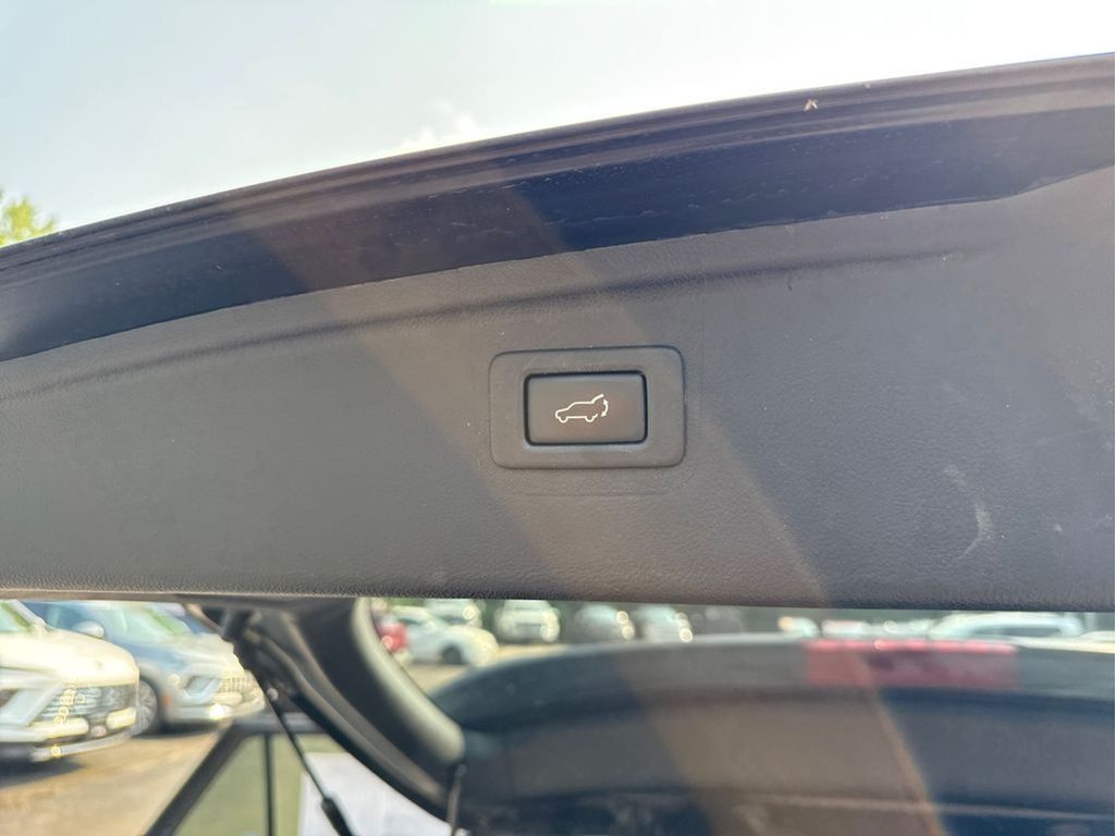 2019 Subaru Outback 2.5i photo 13