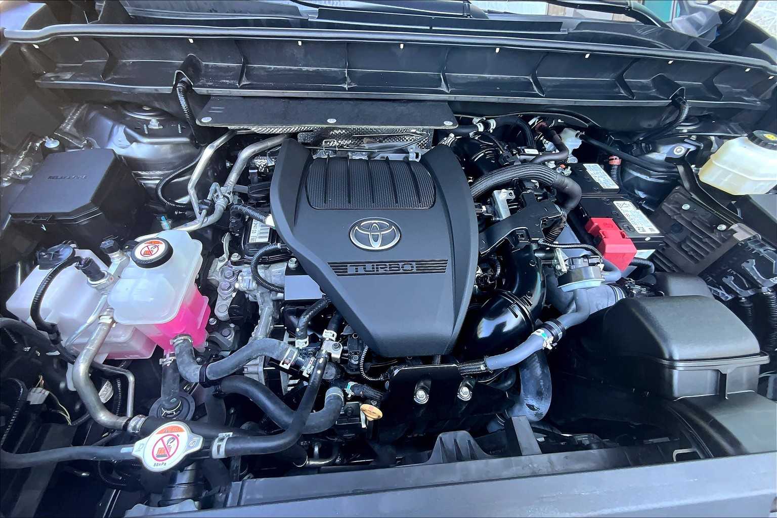 2024 Toyota Highlander XLE photo 30