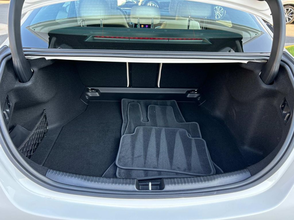 2025 Mercedes Benz C 300 4MATIC photo 26