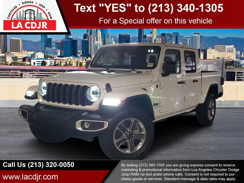 2024 Jeep Gladiator Sport S's photo