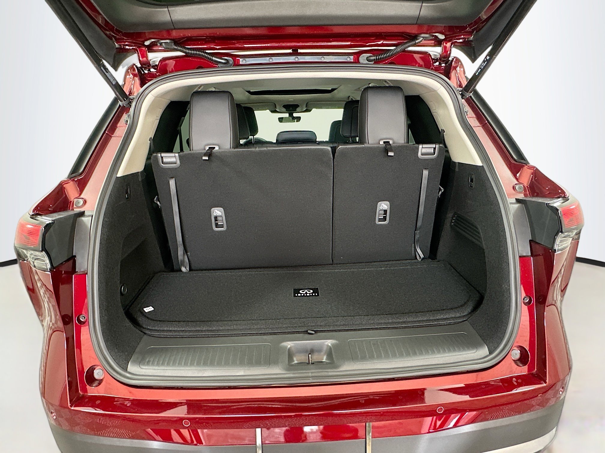 2026 Infiniti QX60 Luxe photo 16