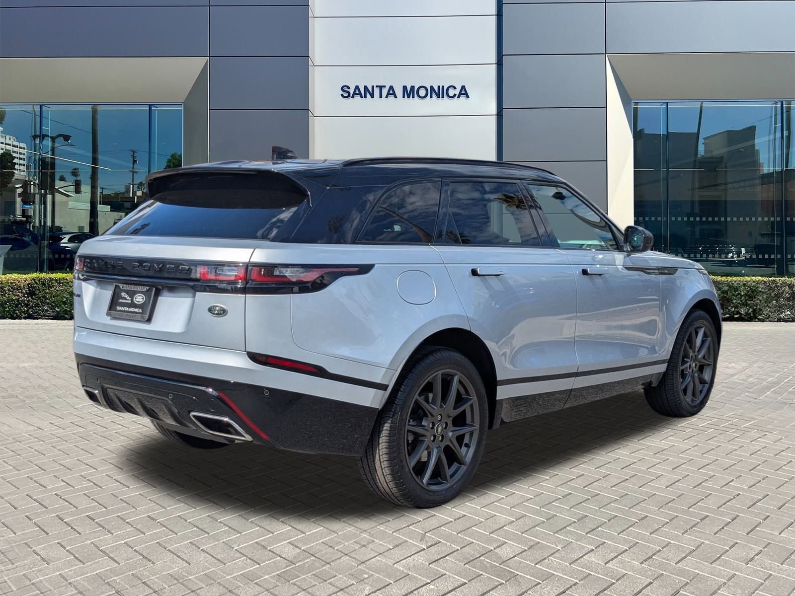 2023 Land Rover Range Rover Velar R-Dynamic S photo 4