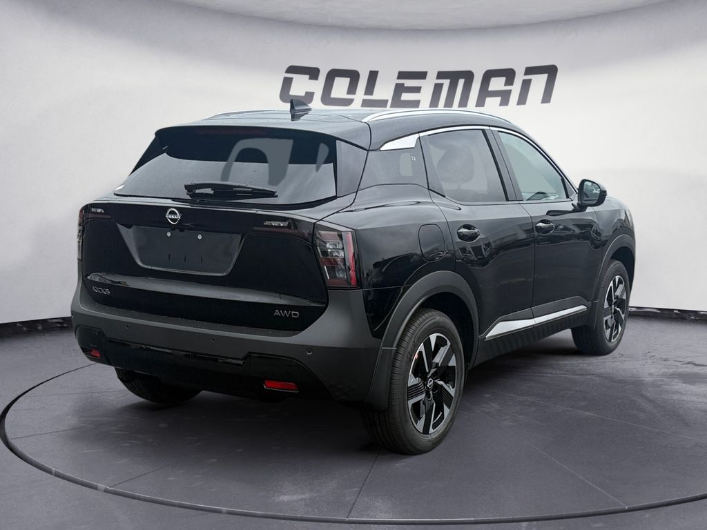 2025 Nissan Kicks SV photo 4