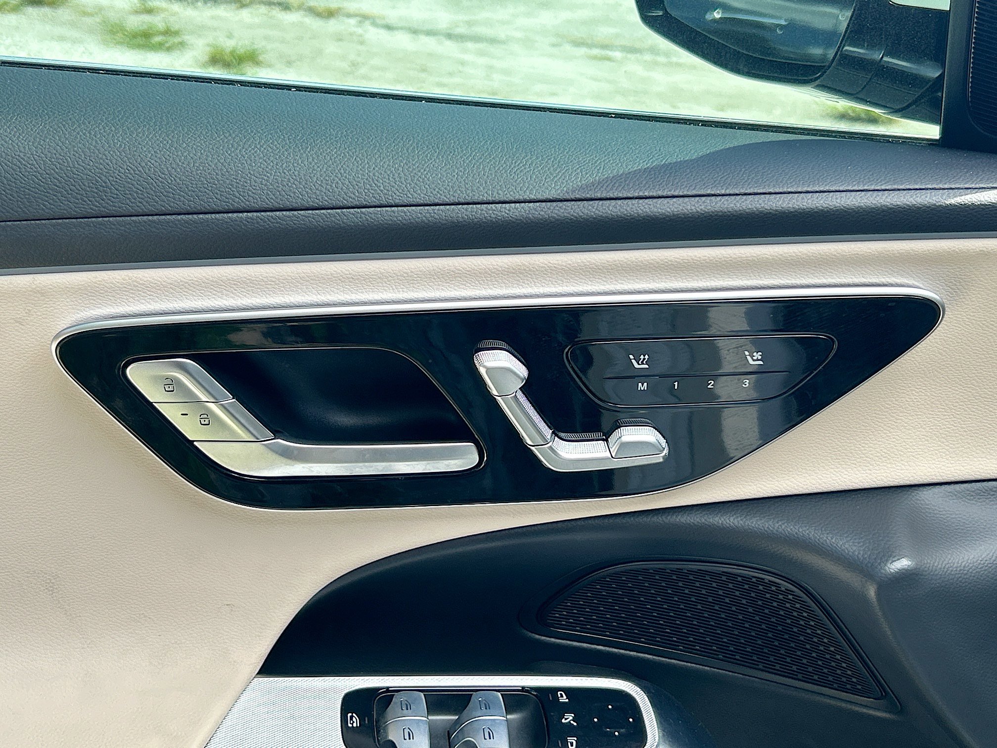 2025 Mercedes Benz E 350 photo 17