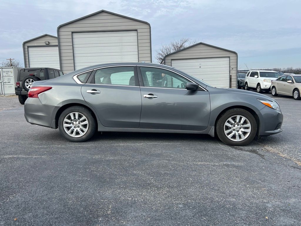 2018 Nissan Altima 2.5 S photo 3