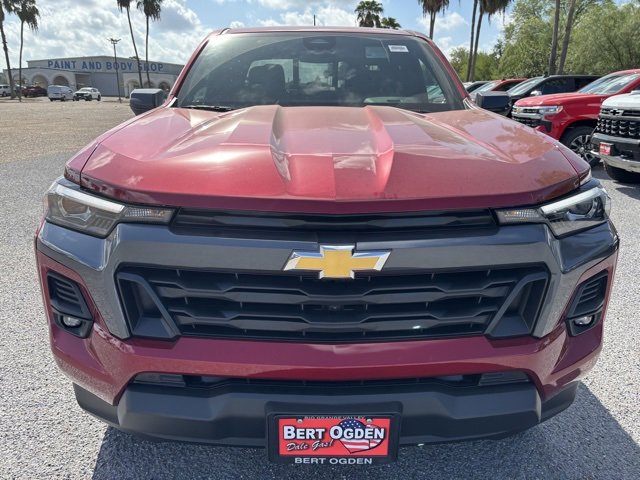 2026 Chevrolet Colorado LT photo 2