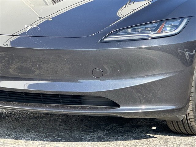 2025 Tesla Model 3 Long Range photo 7