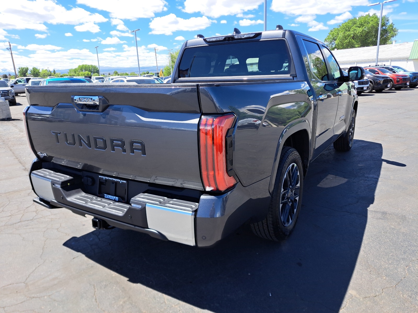 2025 Toyota Tundra Limited CrewMax photo 3
