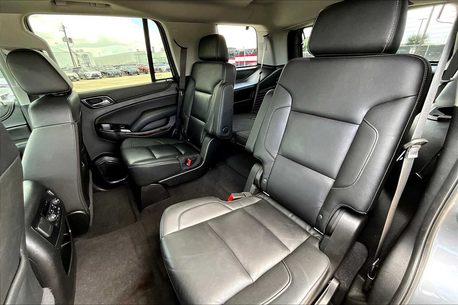 2020 Chevrolet Tahoe LT photo 20