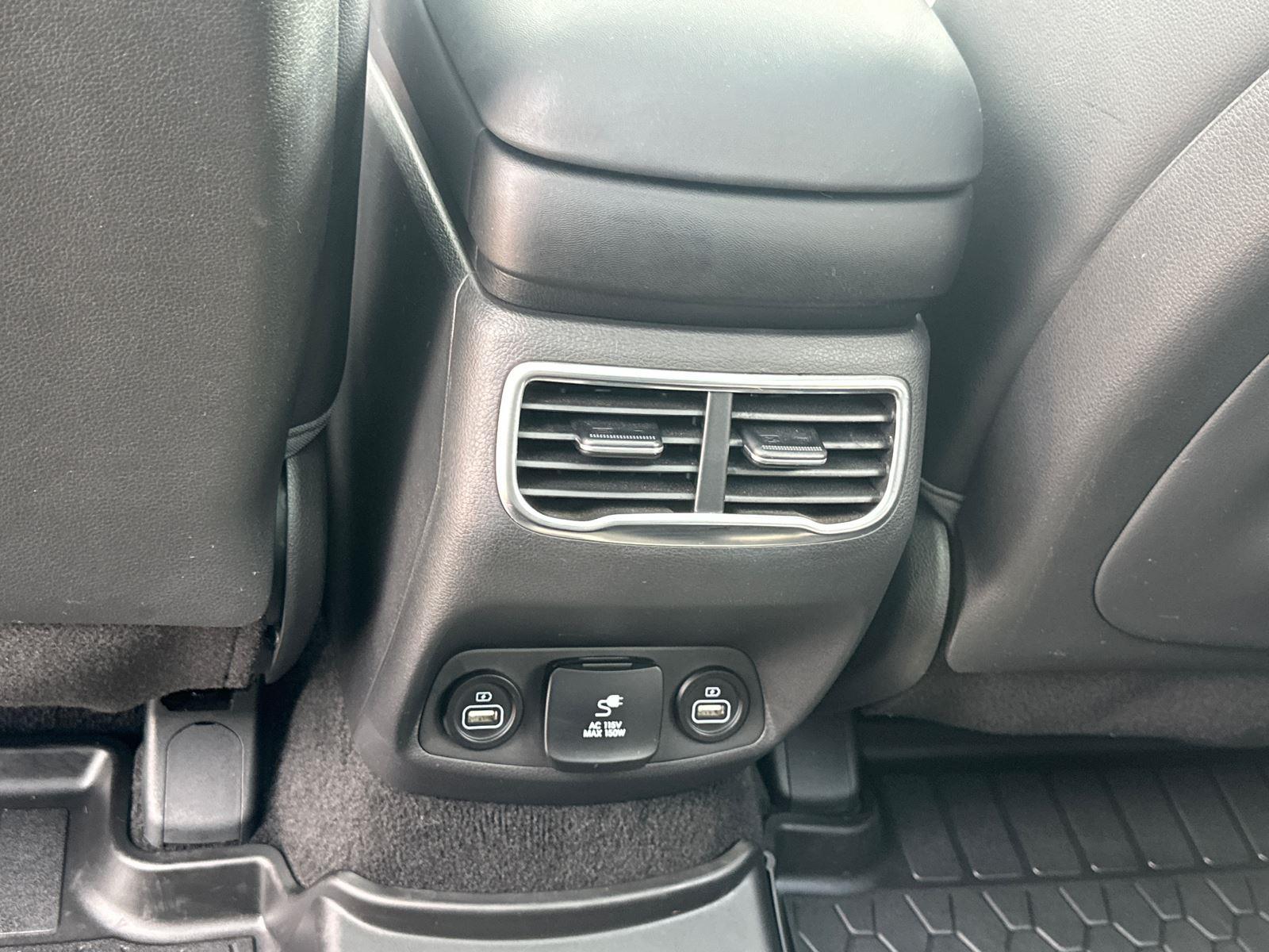 2022 Hyundai Santa Fe Limited photo 29