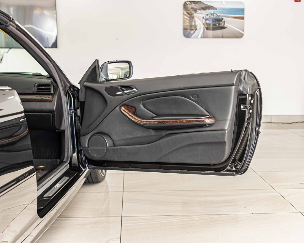 2001 BMW 330CI - Image 32