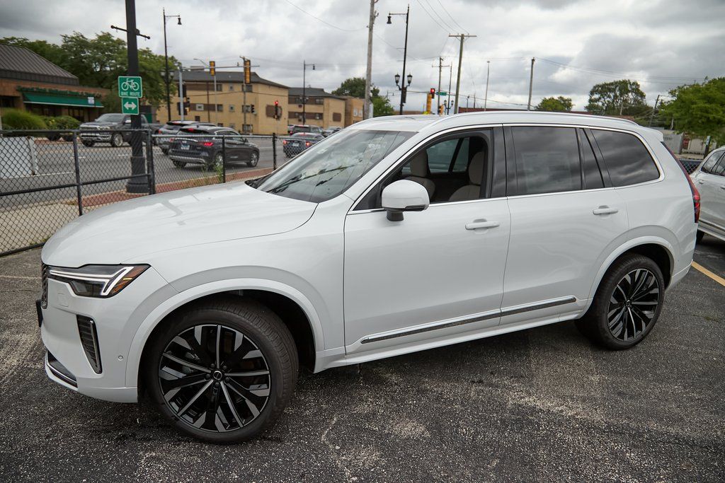 2026 VOLVO XC90 - Image 2