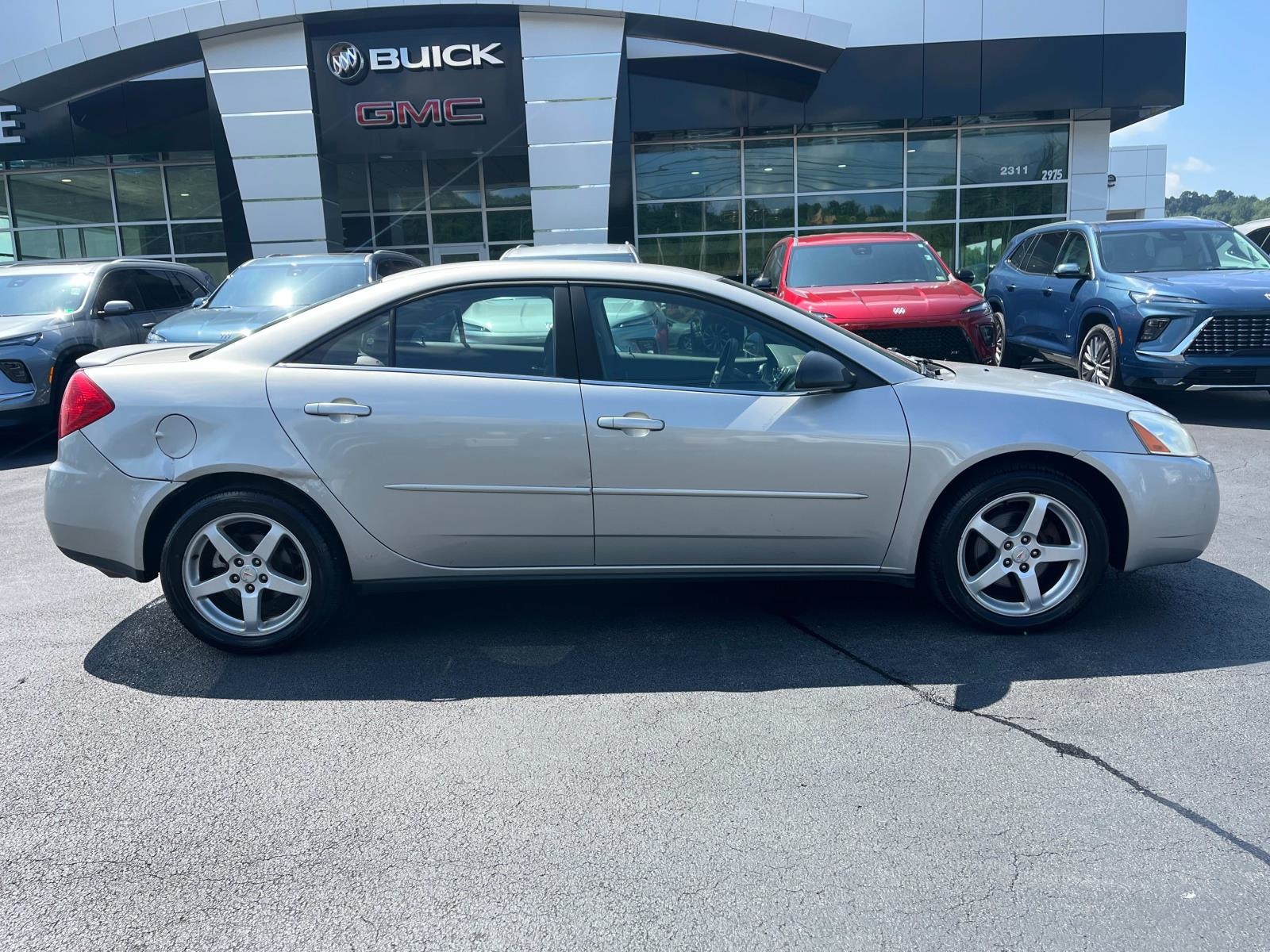 Used 2005 Pontiac G6 GT with VIN 1G2ZH528354110920 for sale in Bristol, VA