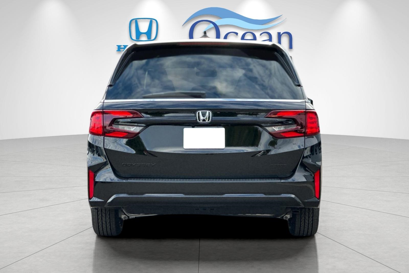 2026 Honda Odyssey photo 4