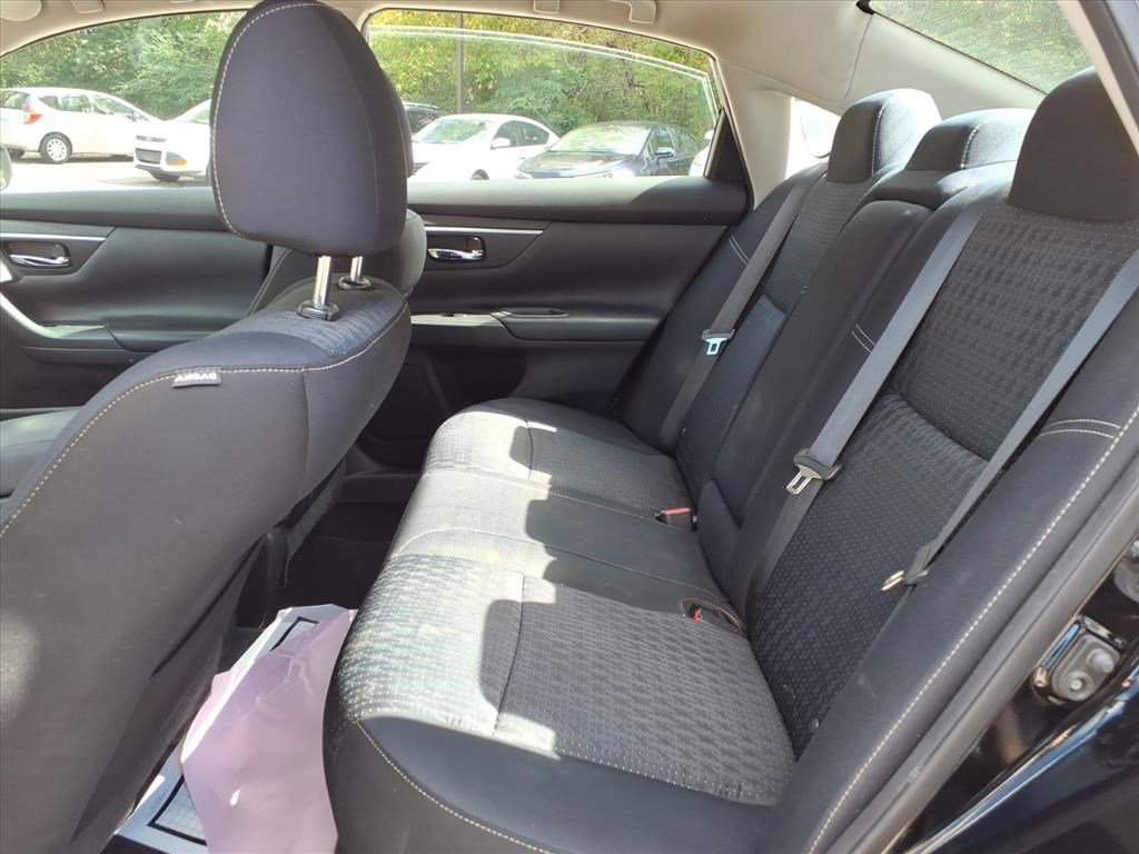 2017 Nissan Altima 2.5 SV photo 19