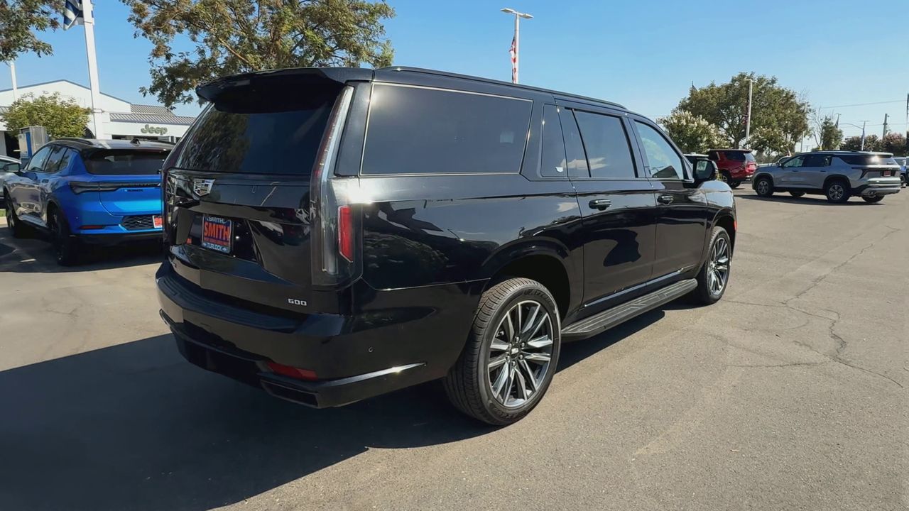 2021 Cadillac Escalade ESV Sport photo 30