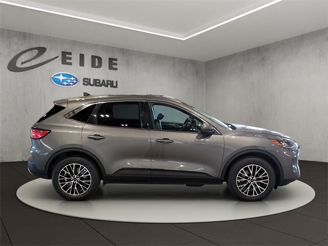 2022 Ford Escape Plug-In Hybrid SEL photo 5