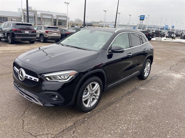 2023 Mercedes-Benz GLA Base's photo
