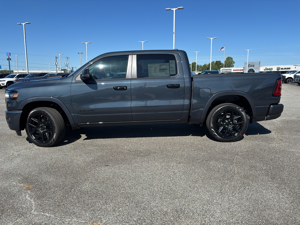 2026 Ram 1500 Laramie photo 4