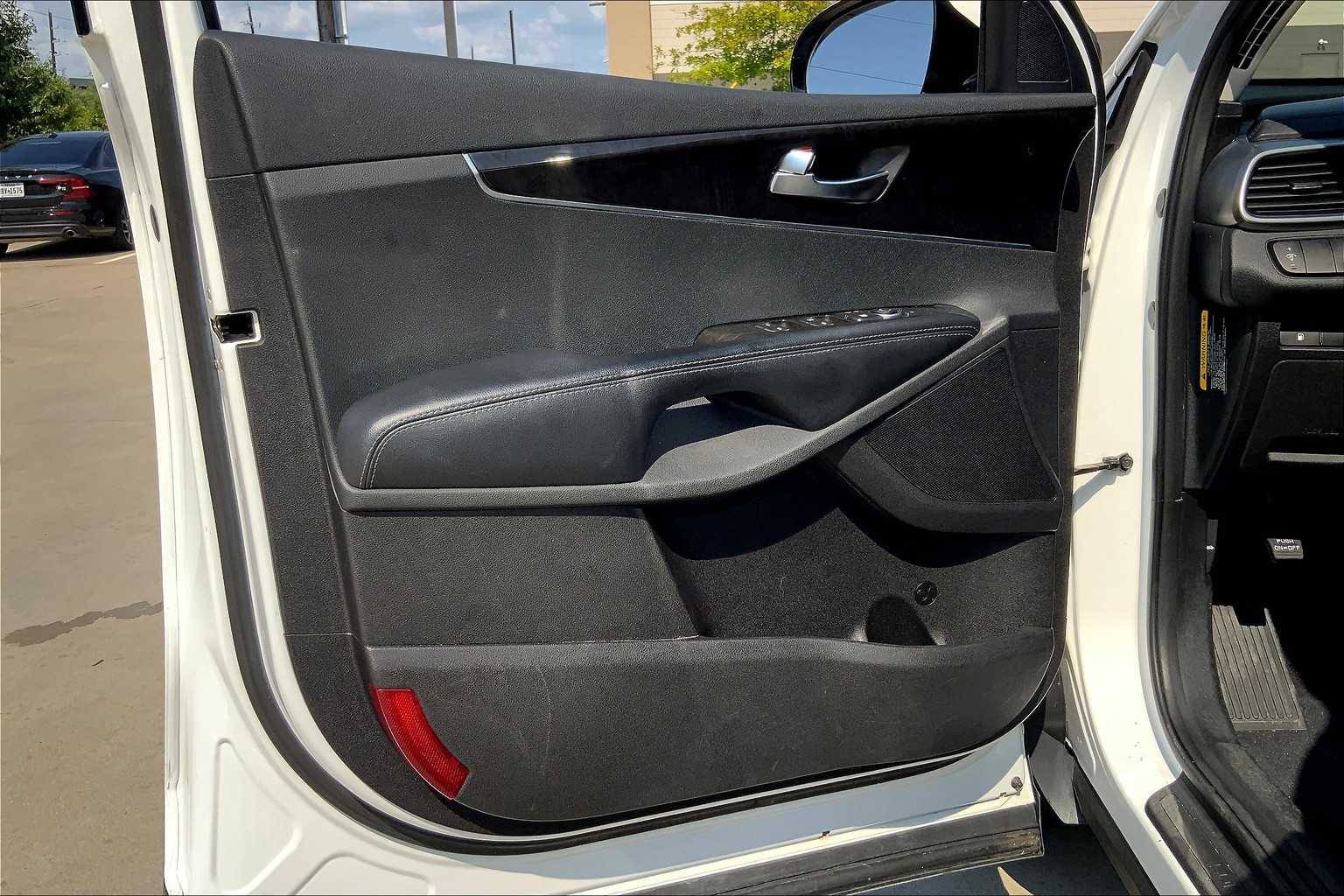 2016 Kia Sorento EX photo 17
