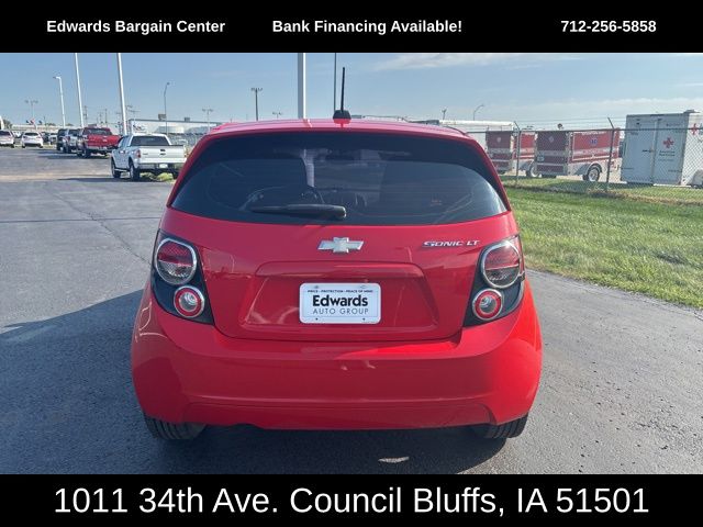 2016 Chevrolet Sonic LT photo 7