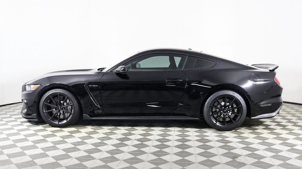 2017 Ford Mustang Shelby GT350 photo 3