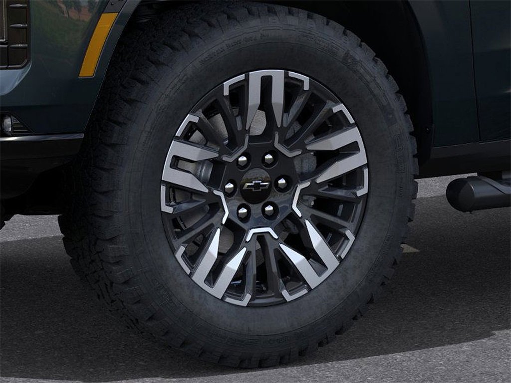 2025 Chevrolet Tahoe Z71 photo 9