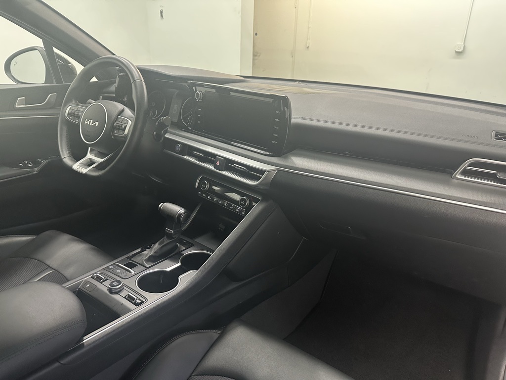 2024 Kia K5 GT-Line photo 19