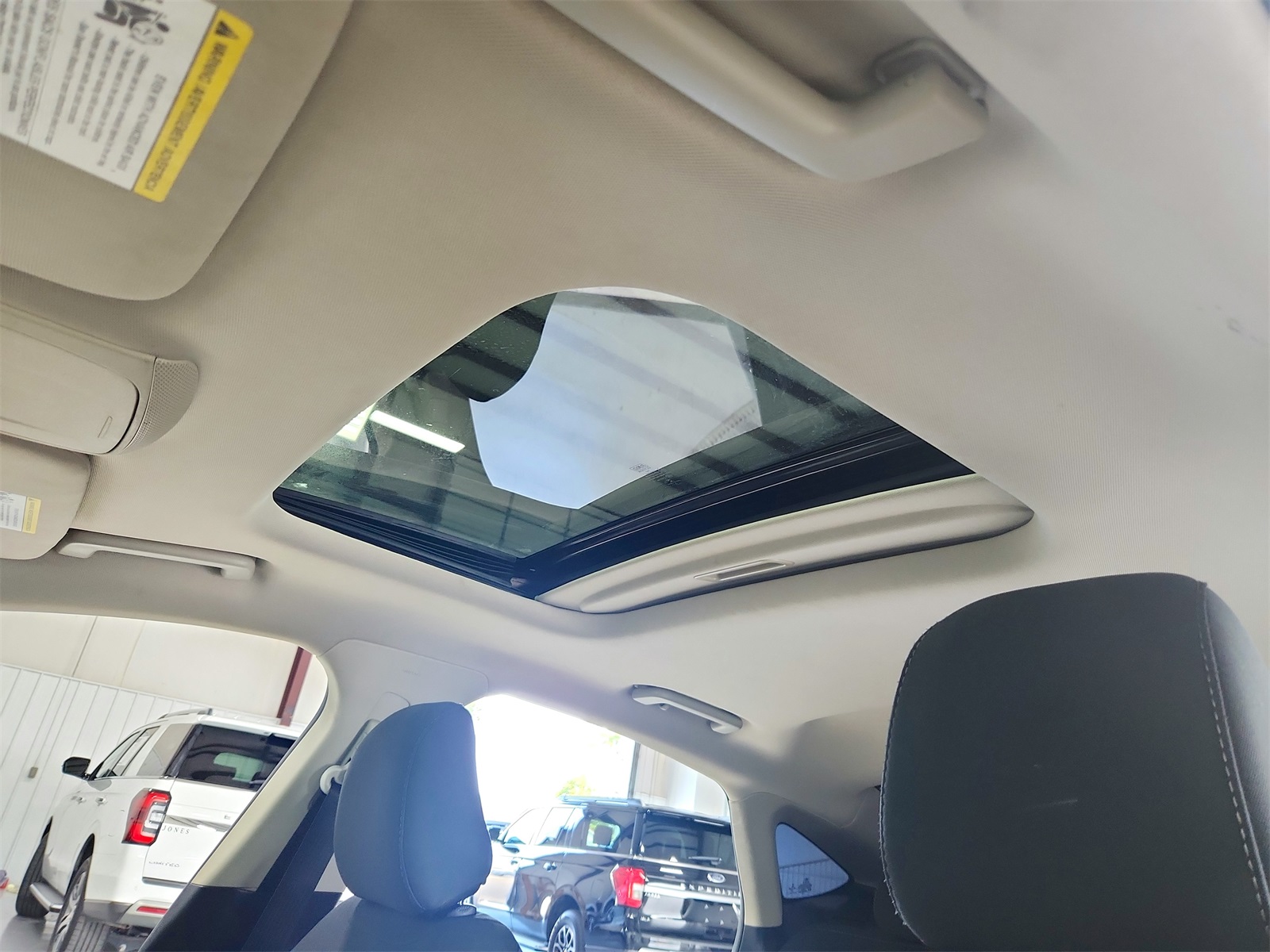 2020 Ford Fusion SE photo 20