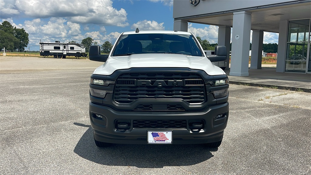 2025 Ram 2500 Tradesman photo 3
