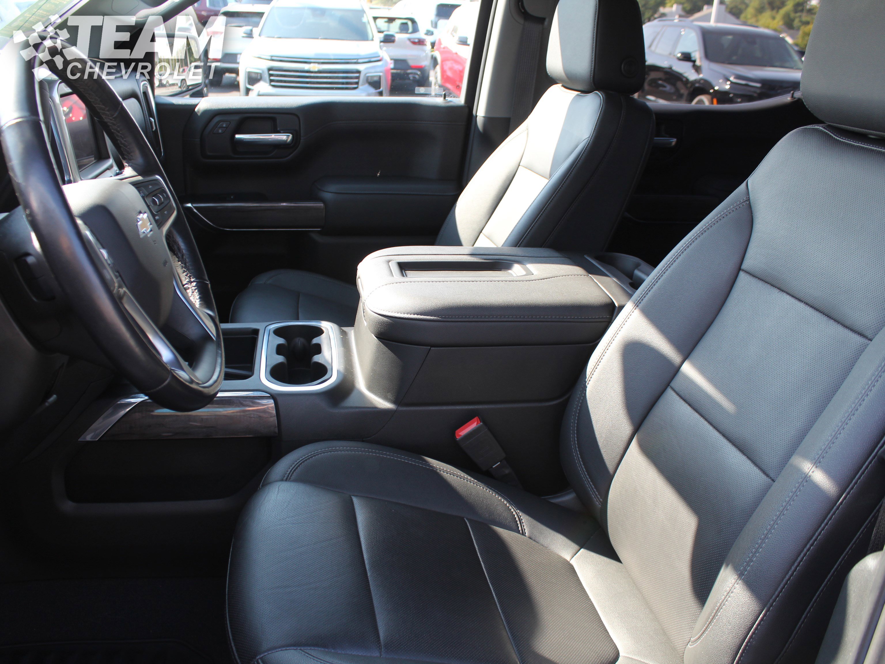 2022 Chevrolet Silverado LTZ photo 11