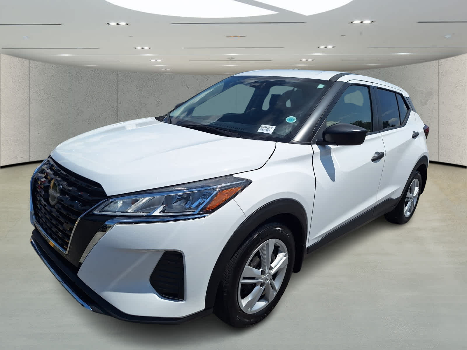 2024 Nissan Kicks