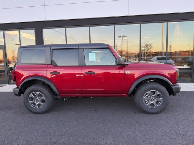 2025 Ford Bronco Big Bend photo 2
