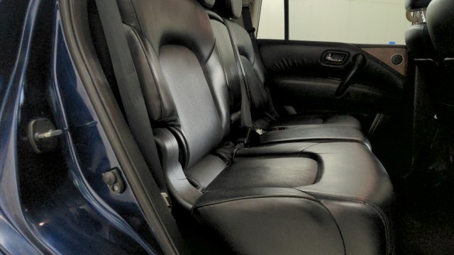 Used 2023  Nissan SL image 31