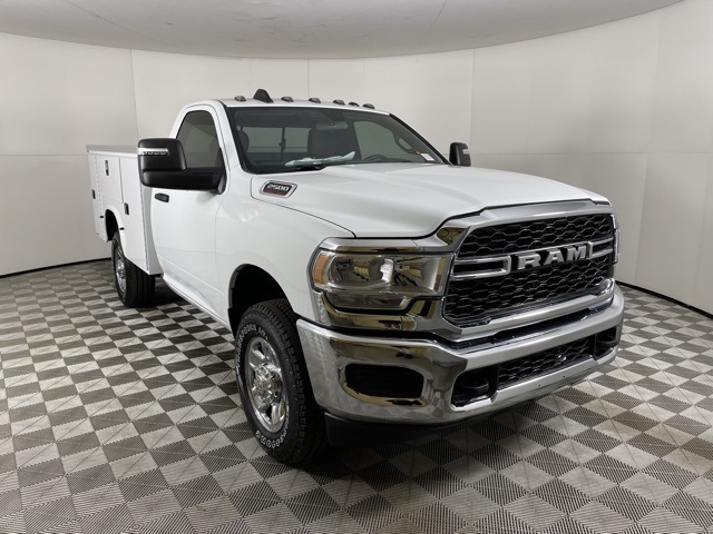 2024 Ram 2500 Tradesman photo 2