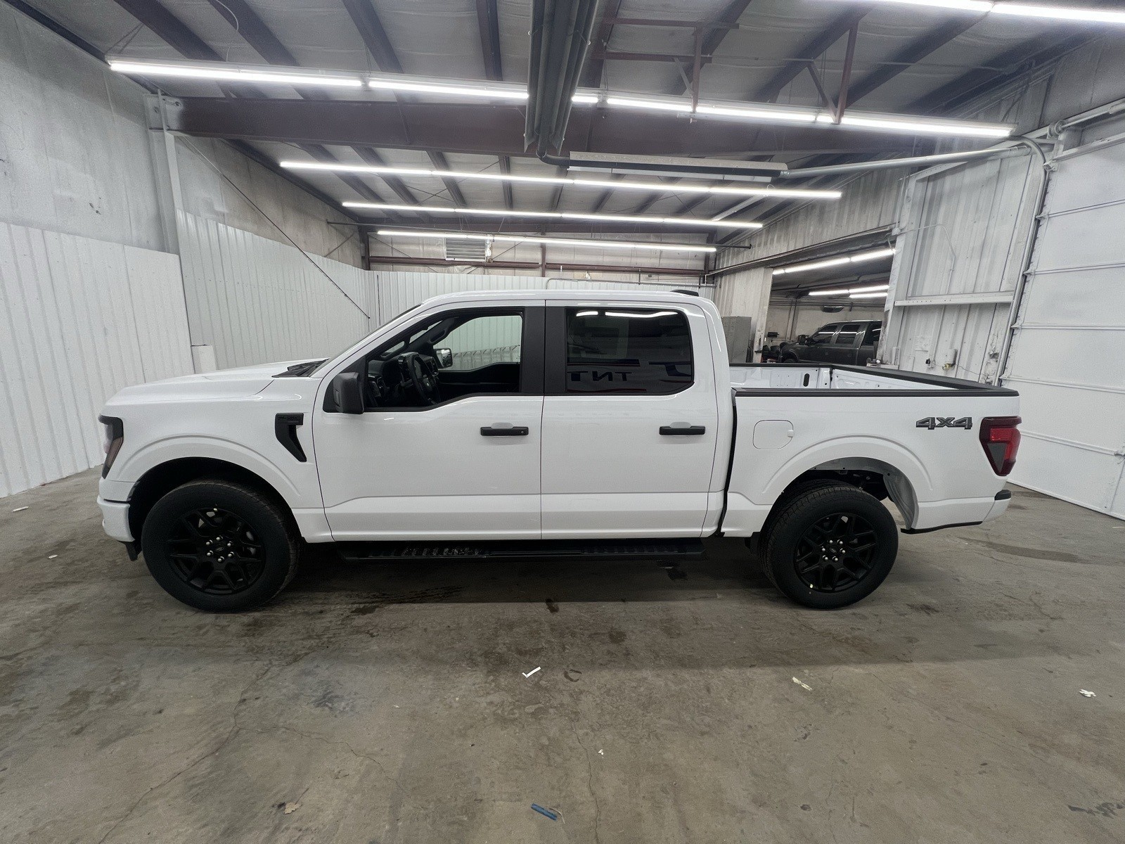 2025 Ford F-150 STX Base photo 6