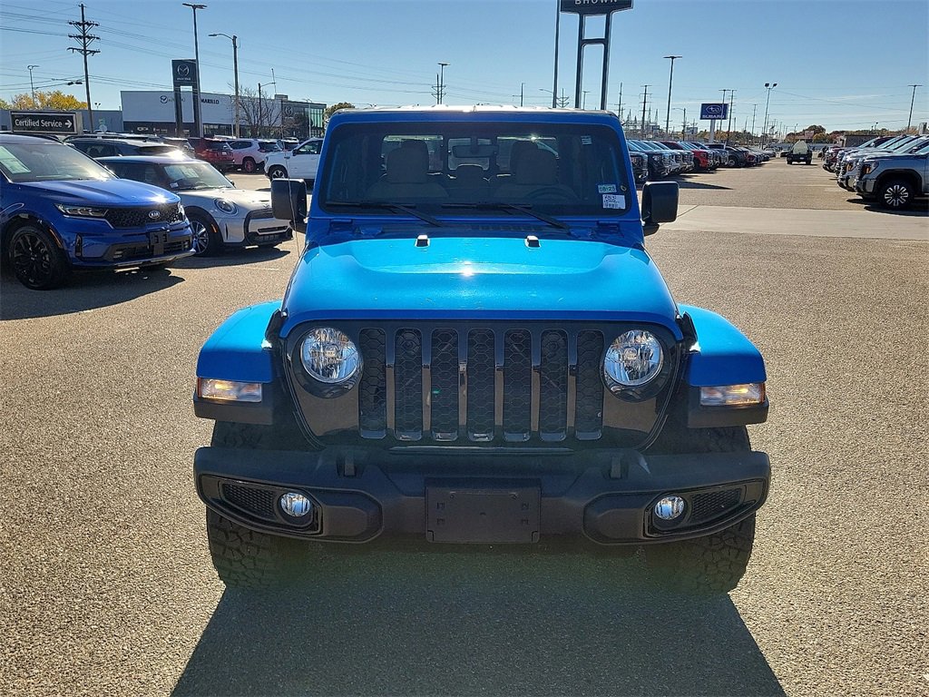 2023 Jeep Gladiator Willys photo 3