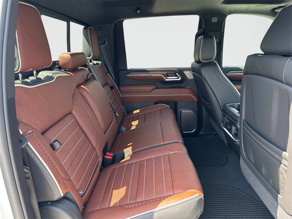 2026 Gmc Sierra 2500 HD Denali Ultimate photo 18