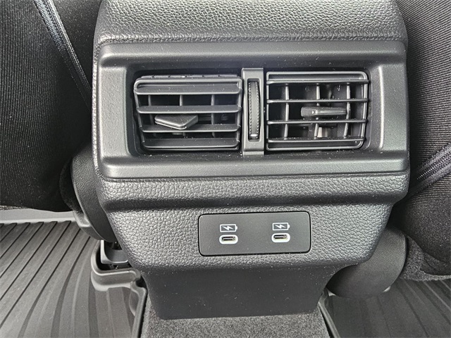2025 Honda Accord LX photo 9