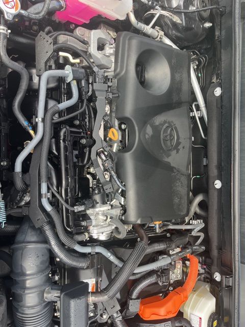 2023 Toyota RAV4 Hybrid XSE photo 24