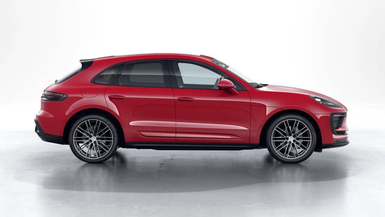 2026 Porsche Macan T photo 7