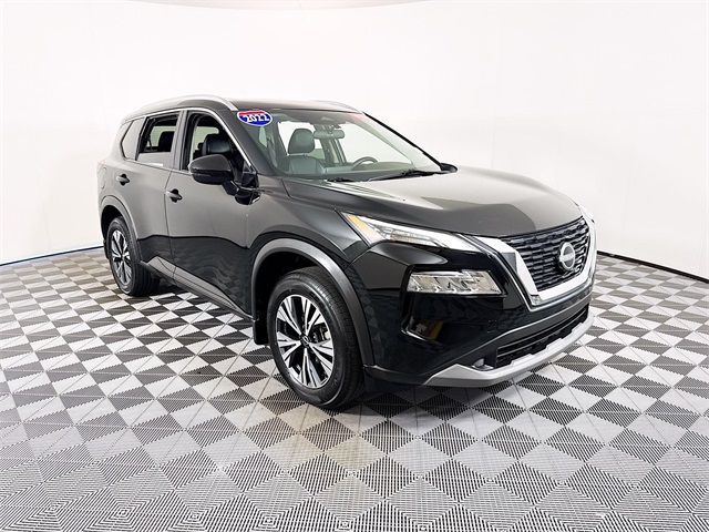 2022 Nissan Rogue SV's photo