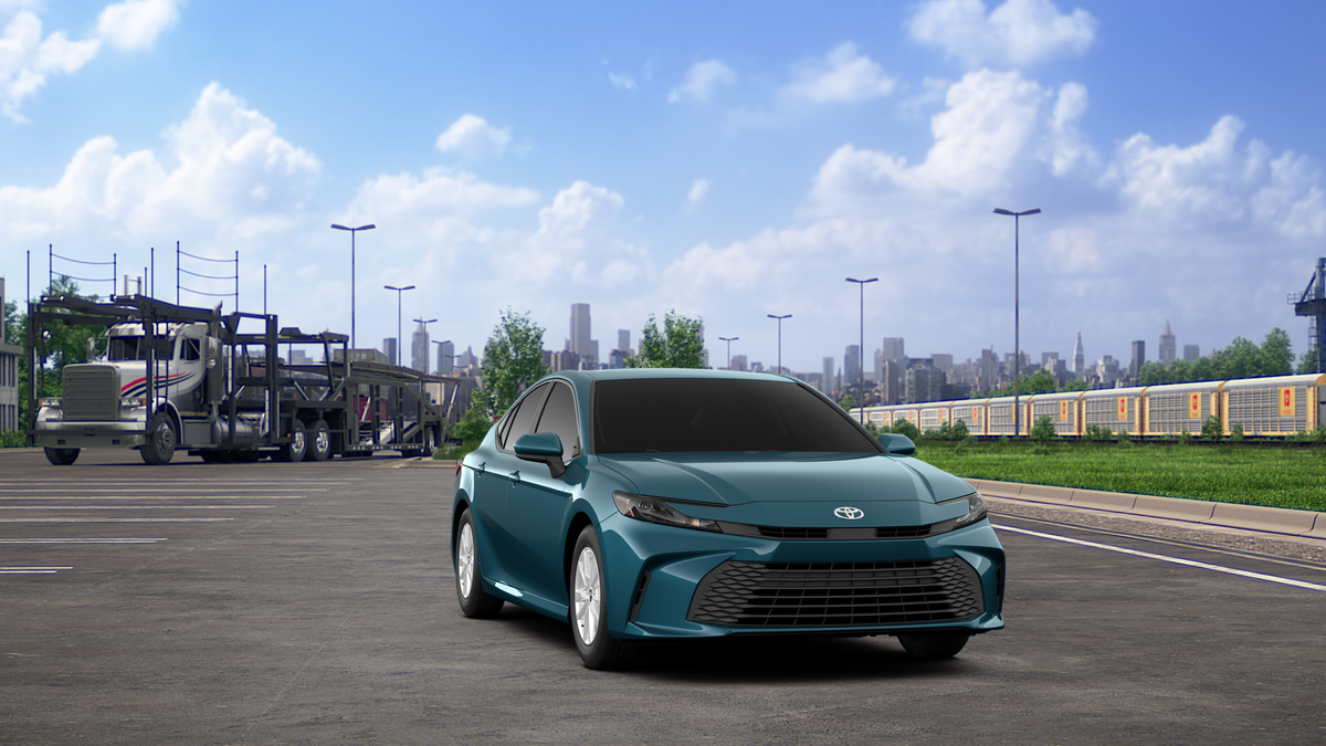 2025 Toyota Camry LE photo 16
