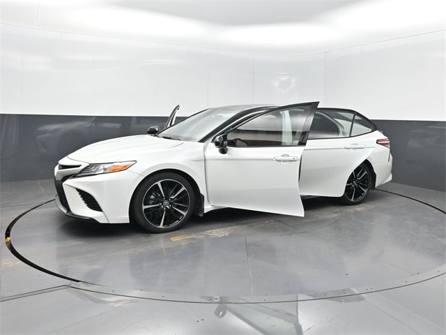 2020 Toyota Camry XSE photo 28