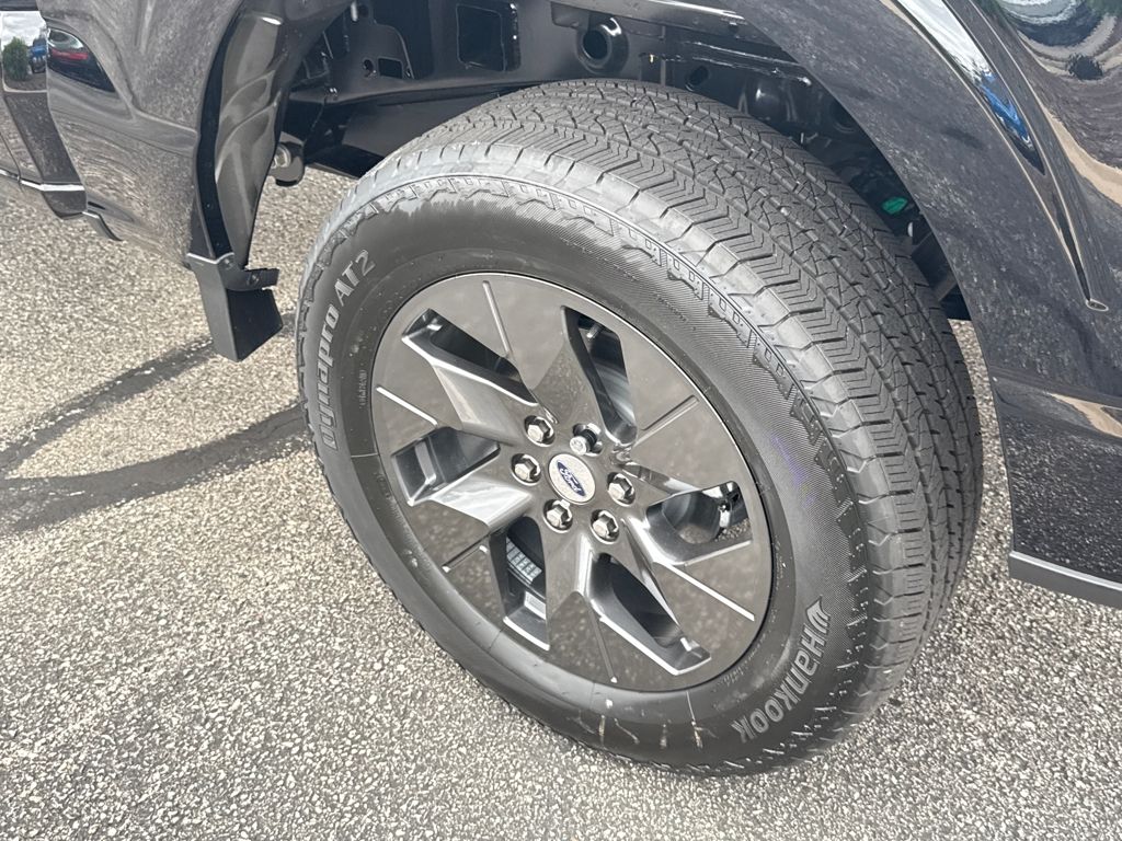 2025 Ford F-150 STX photo 14