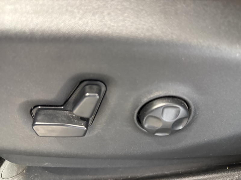 2019 Chrysler Pacifica Limited photo 21