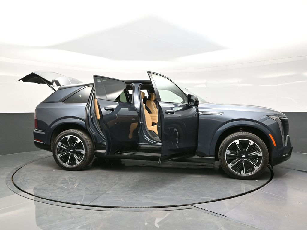 2025 Cadillac Escalade IQ Sport photo 39