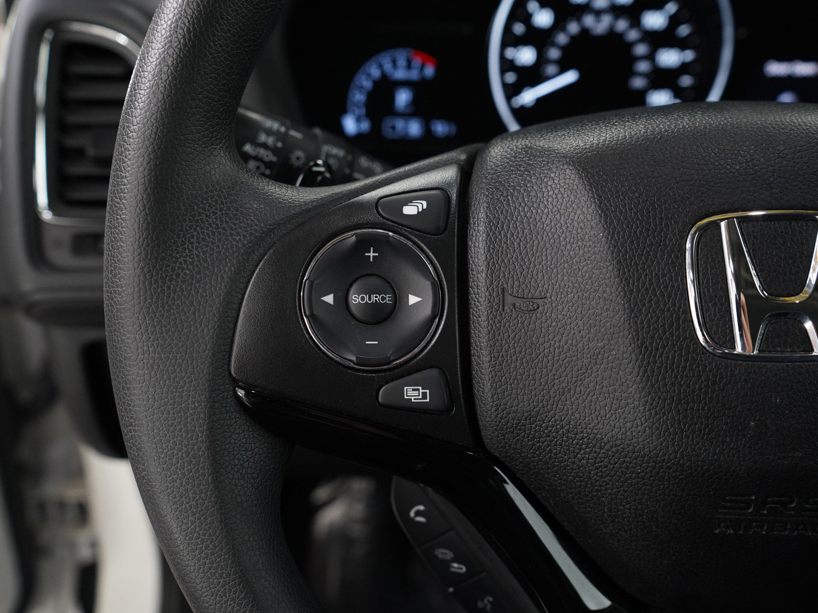 2019 Honda HR-V EX photo 18