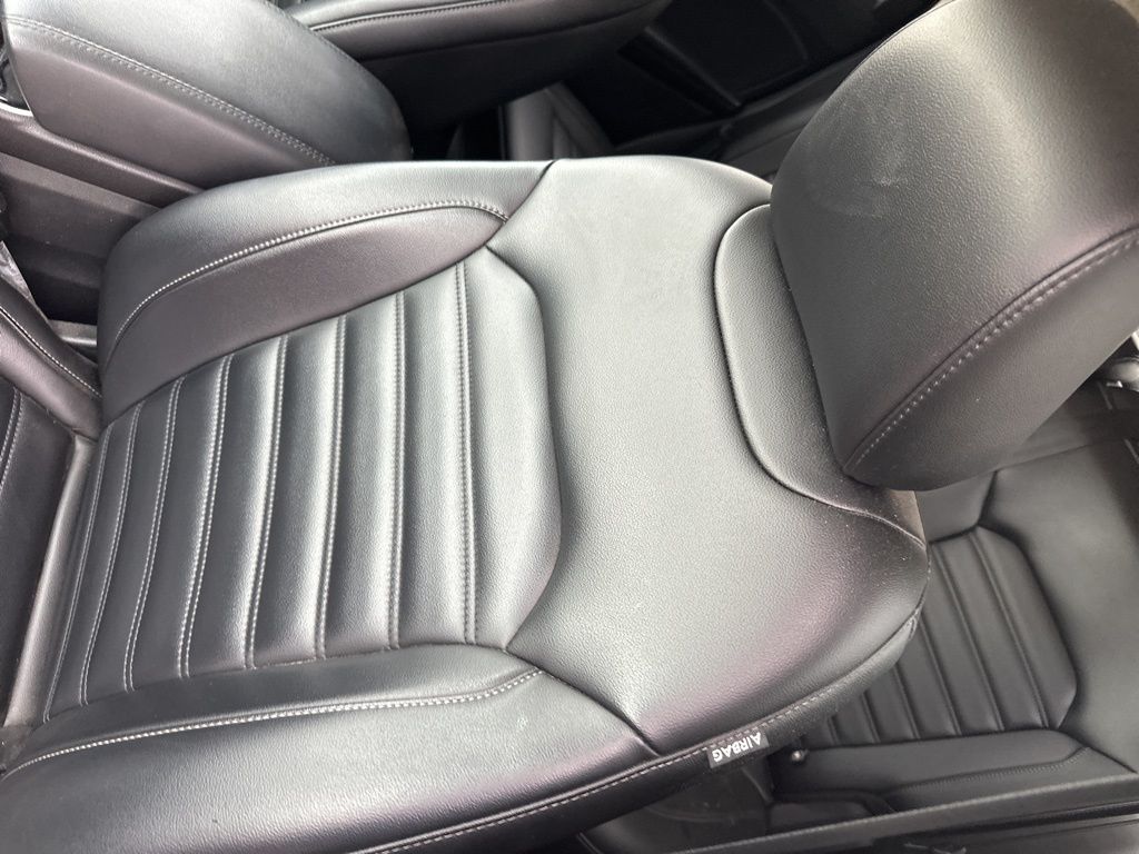 2020 Ford Edge SEL photo 3