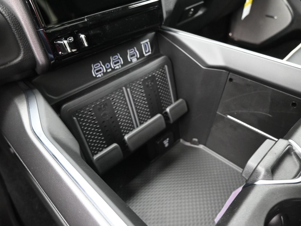 2026 Ram 1500 Laramie photo 4